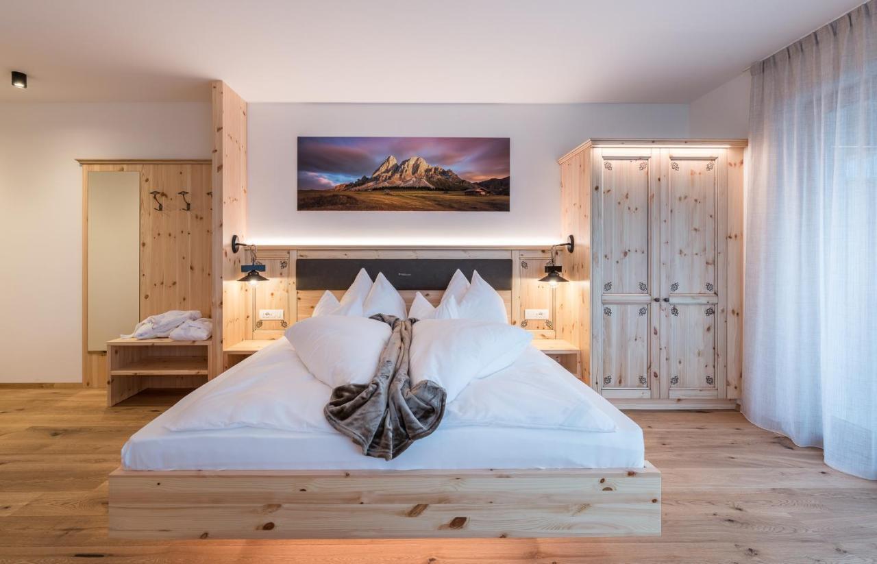Hotel B&B Feldmessner Bruneck Exteriör bild