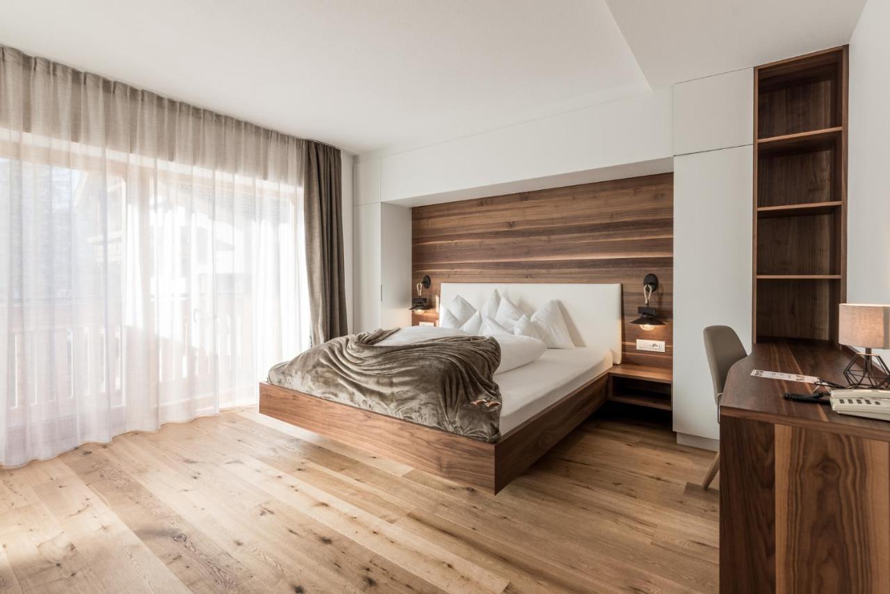 Hotel B&B Feldmessner Bruneck Exteriör bild