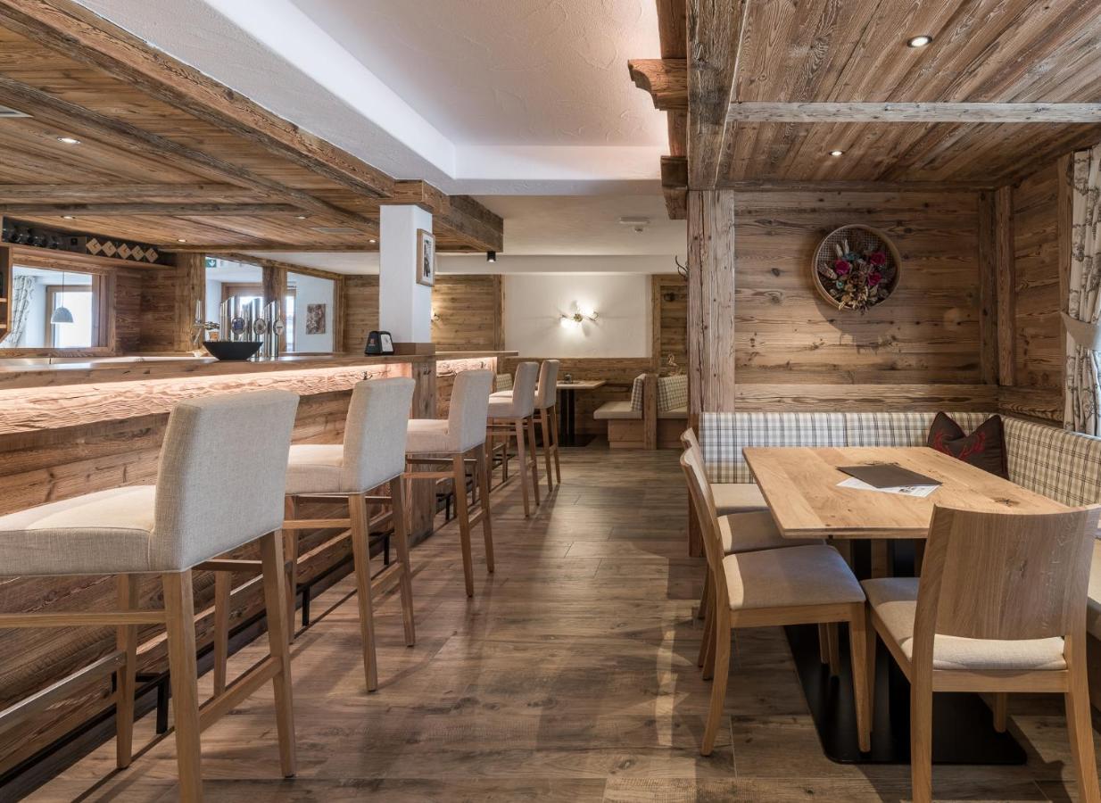 Hotel B&B Feldmessner Bruneck Exteriör bild