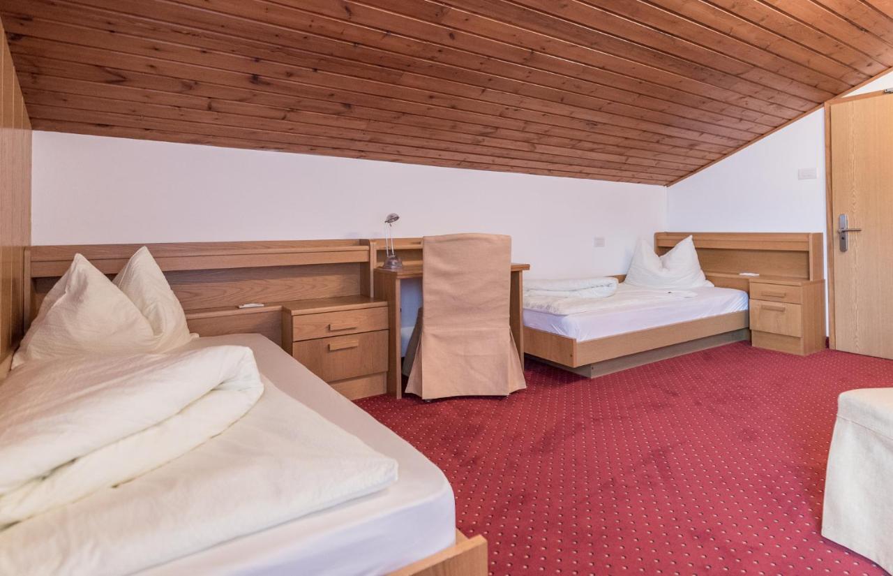 Hotel B&B Feldmessner Bruneck Exteriör bild
