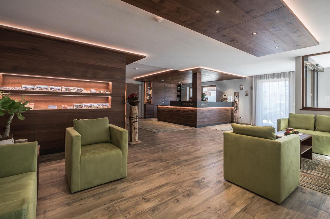 Hotel B&B Feldmessner Bruneck Exteriör bild