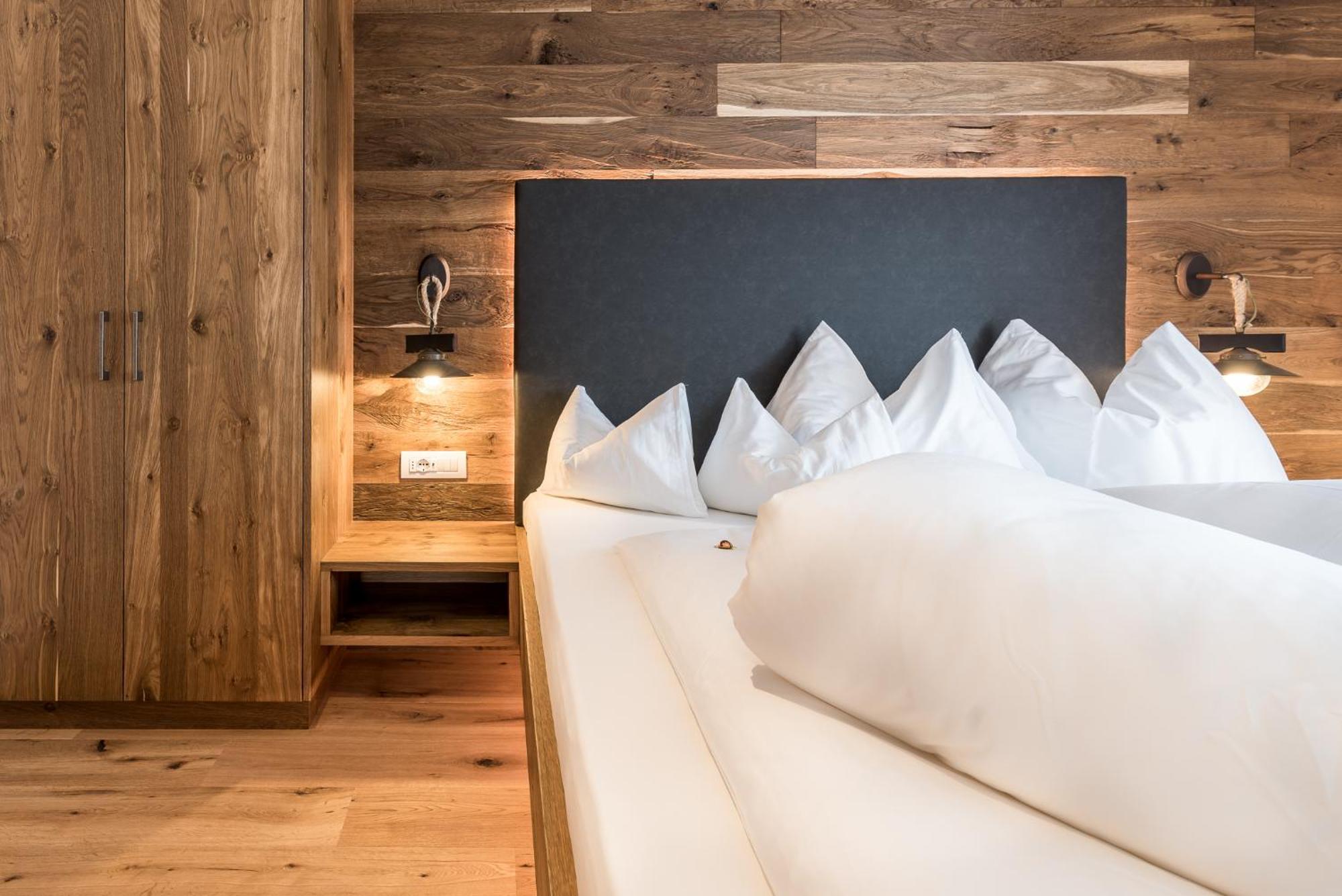 Hotel B&B Feldmessner Bruneck Exteriör bild